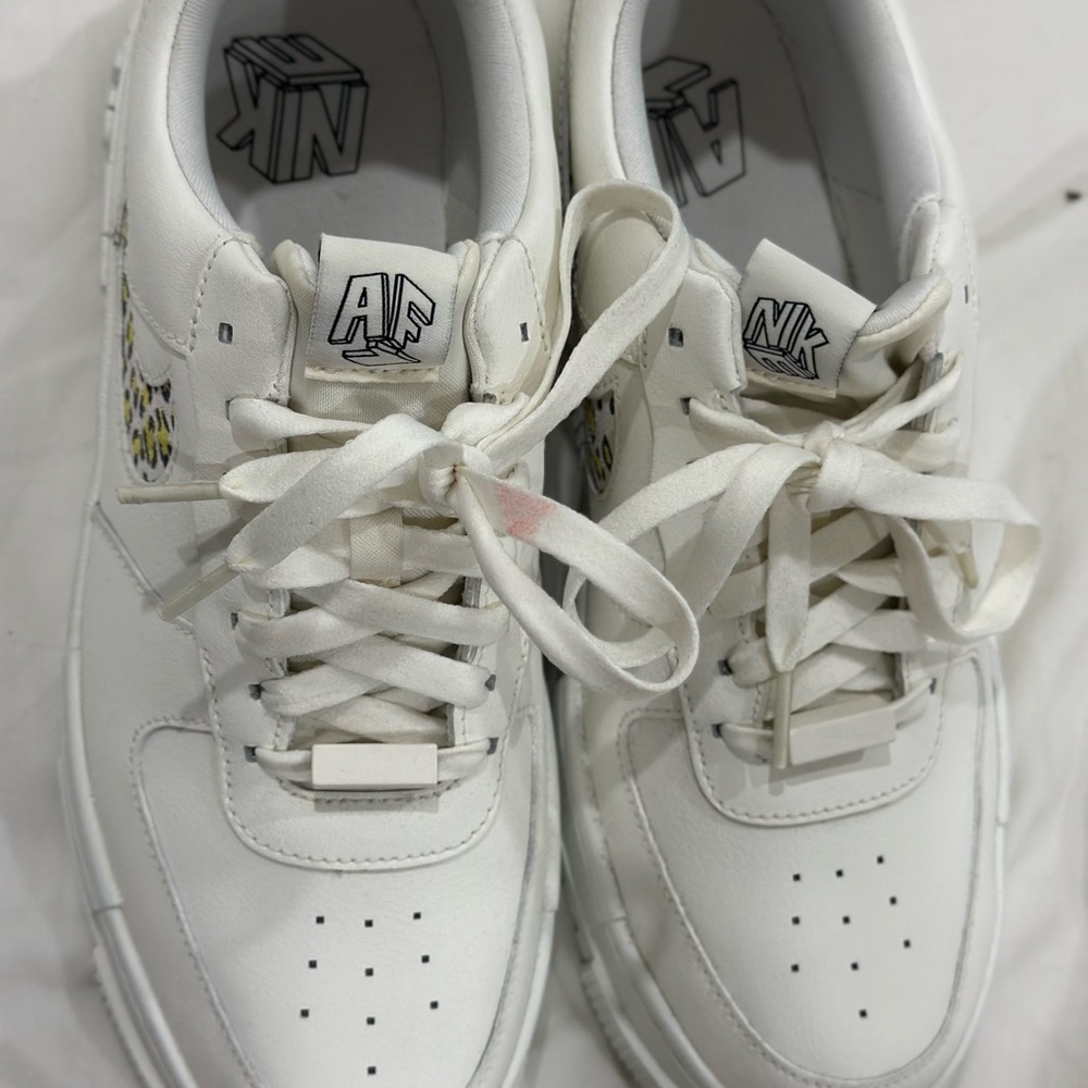 Women’s Air Force 1 Pixel SE Leopard - Picture 9 of 9